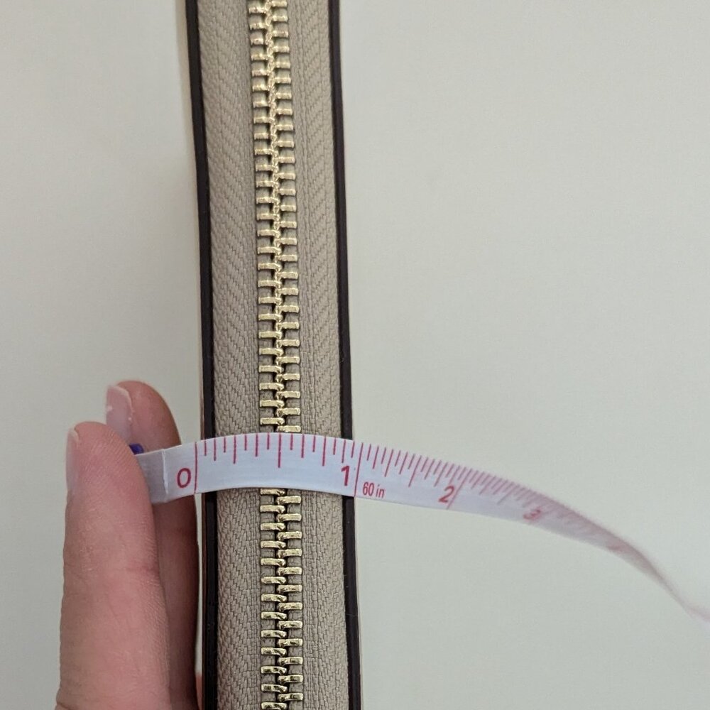 New? Mint Condition!! Kate Spade New York Gold Wallet Wristlet - Picture 9 of 13